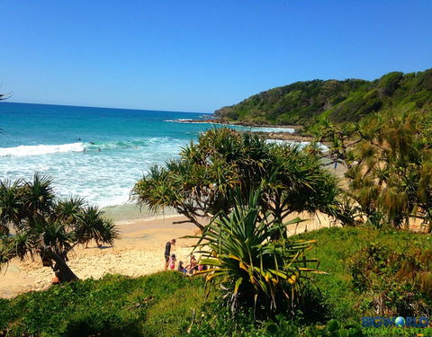 2BR Coolum Beachfront , 180 Views , Wine, Netflix - Hotels Melbourne 1