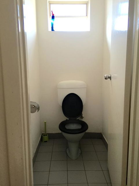 3 BEDROOM APARTMENT ST MARYS - Hotels Melbourne 3