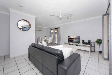 3 Bedroom Home - Hotels Melbourne 1