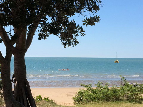 3 Sea/Fraser Island View Deckings, Beachfront, Marina - Hotels Melbourne 1