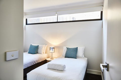 3-Bed House With Rooftop And Parking Near Yarra Park - Hotels Melbourne 3