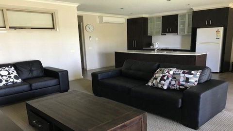 39A Cypress Drive - Mulwala - Hotels Melbourne 1