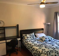 3BR Quietface to big park near Parramatta station - Hotels Melbourne