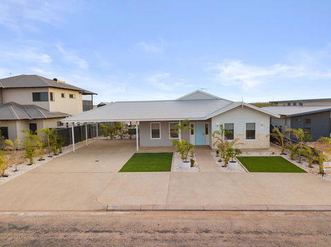 4 Corella Court - Brand New Magnificent Marina Home With Wi-Fi - Hotels Melbourne 2