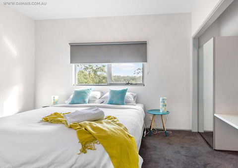 4 King Or 8 Single Beds WiFi, Netflix, Pet Friendly - Hotels Melbourne 2