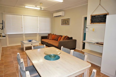 5 Learmonth Street - Close To Town Centre - Hotels Melbourne 3