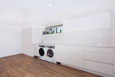 6 Banksia Crescent Marcoola - NEW LISTING - Hotels Melbourne 0