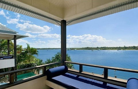 78 Noosa Parade - Hotels Melbourne 1