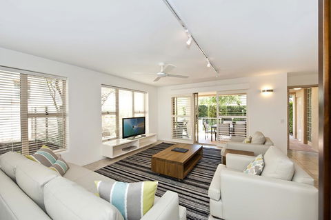 8 Alderly - Hotels Melbourne 1