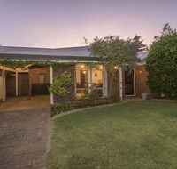 8A Sayers Street - Hotels Melbourne