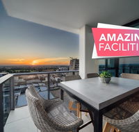 A Cut Above The West - Pool - Rooftop Bar - Gym - Wifi - Hotels Melbourne