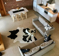 A home amongst the gum trees - Hotels Melbourne