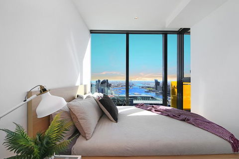A Stylish CBD Apartment With A Stunning View - Hotels Melbourne 0