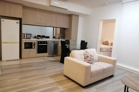 Entire 2 Bedrooms Security Apartment - Hotels Melbourne 3