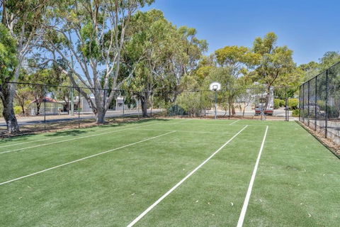 Escape To Preston Beach - Hotels Melbourne 3
