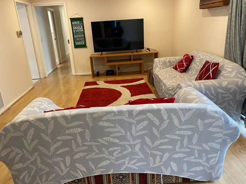 Family Home- Close To Knox City & Dandenong Ranges - Hotels Melbourne 0