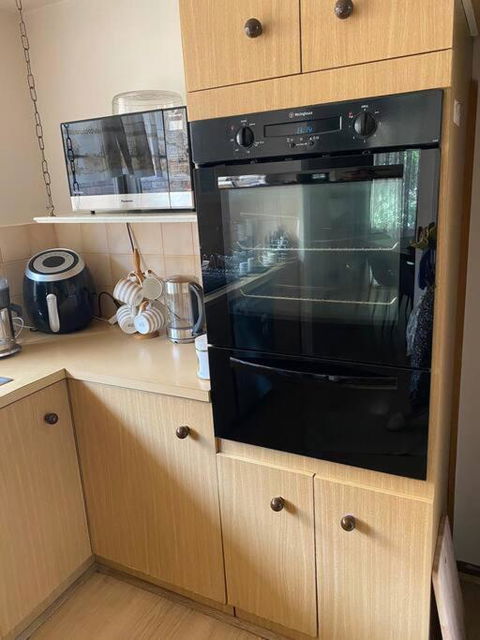 Family Home- Close To Knox City & Dandenong Ranges - Hotels Melbourne 1