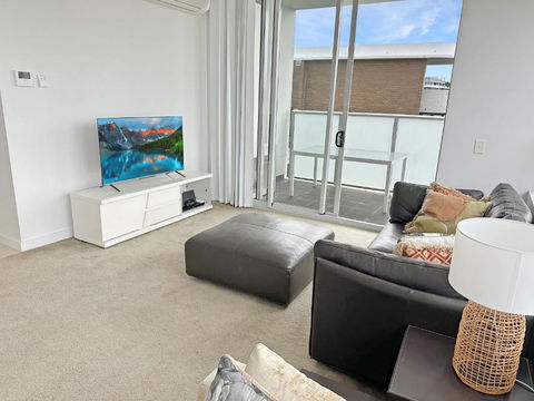 G901S - Bright Zetland Escape With City Views - Hotels Melbourne 1