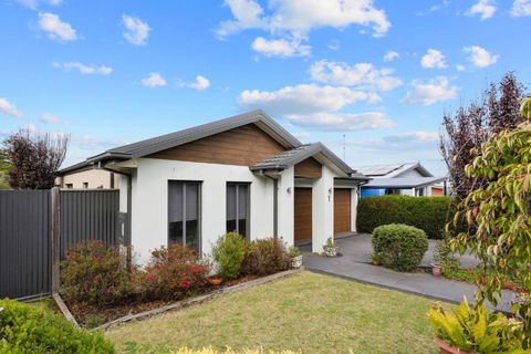 Gemstone At Sunderland Bay - Hotels Melbourne 0