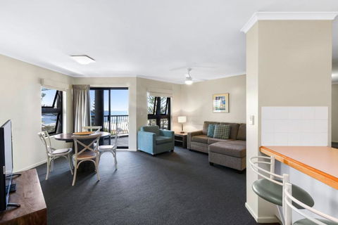 Gena Apartments Unit 8 Kings Beach QLD - Hotels Melbourne 4