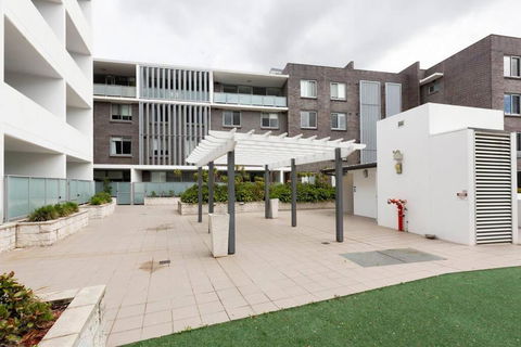GLAD1 - Monash Rd - Gladesville - Hotels Melbourne 1