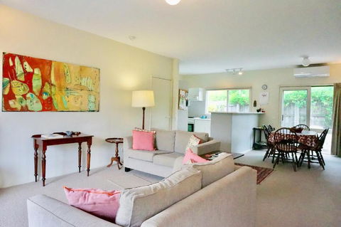 Glan Mor - Hotels Melbourne 3