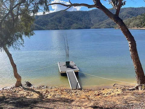 Glasshouse On The Lake - Hotels Melbourne 2