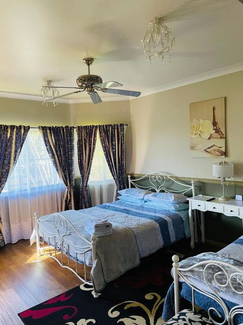 GOLDEN LACE B&B - Hotels Melbourne 4