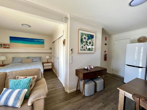 Gowings Of Mallacoota - Hotels Melbourne 4