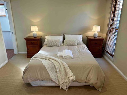 Grand Retreat In Peaceful Street - Hotels Melbourne 2