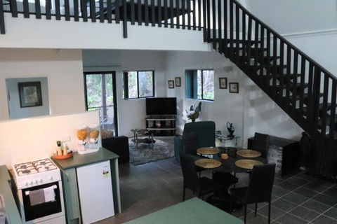 GREEN TREES CHALET Australia Zoo Close By - Hotels Melbourne 0