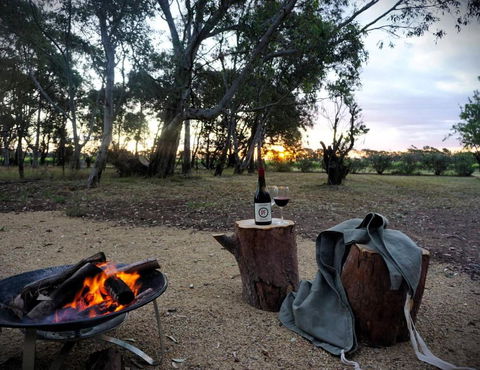 Grove At Peasant Farm By Tiny Away - Hotels Melbourne 1