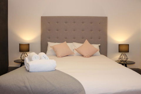 Guildford Hotel - Hotels Melbourne 2