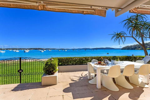 H3 Port Stephens - Hotels Melbourne 1