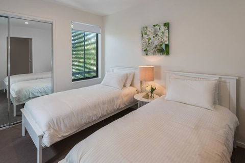 H6B - Round About Bulimba - Hotels Melbourne 3