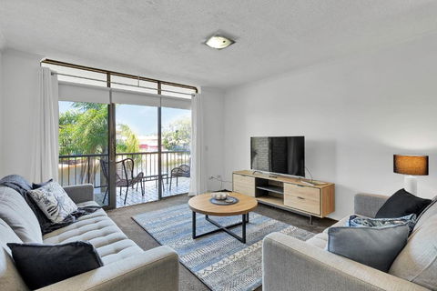 HACIENDA- CANAL VIEWS AND COMFORT - Hotels Melbourne 2
