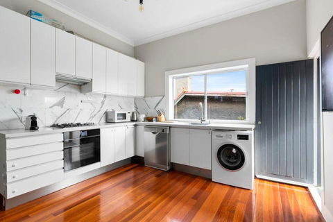 Huge Harbour View Apartment In Historic Home - Hotels Melbourne 3