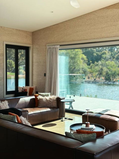 INDICA HEMP HOUSE - Multi Award Winning-Luxury-Eco Designed House-lake Views-hot Tub-Cinema - Hotels Melbourne 2