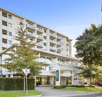 Adina Serviced Apartments Canberra Dickson - Hotels Melbourne