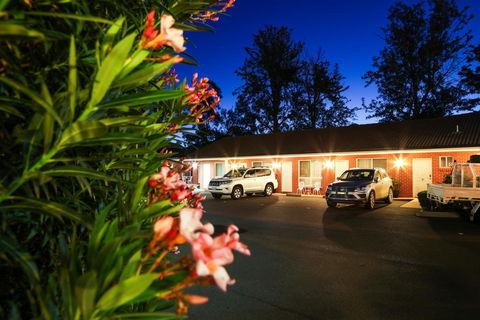 Akuna Motor Inn And Apartments - Hotels Melbourne 0