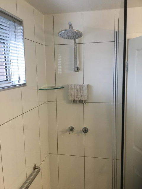 Albury Townhouse Motel - Hotels Melbourne 3