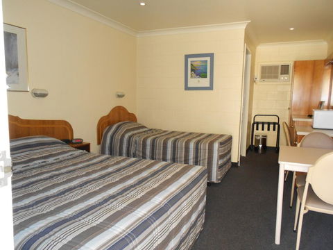 All Seasons Motor Lodge - Hotels Melbourne 2