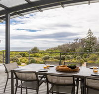 Aloha - direct beach access from property - Hotels Melbourne