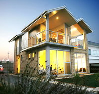 Aloha Beachfront Port Fairy - Hotels Melbourne