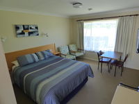Book Glen Innes Accommodation Vacations Hotels Melbourne Hotels Melbourne