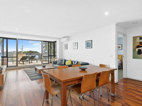 APARTMENT 10 PACIFIC APARTMENTS - FREE WIFI! - Hotels Melbourne 1