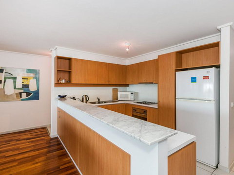 APARTMENT 10 PACIFIC APARTMENTS - FREE WIFI! - Hotels Melbourne 2