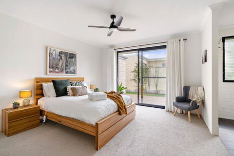MAINBREAK - DUNSBOROUGH - Hotels Melbourne 1