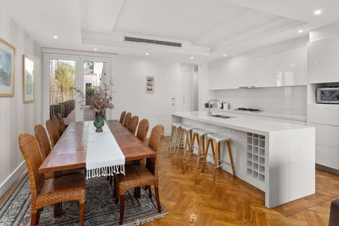 Marlin - Hotels Melbourne 2