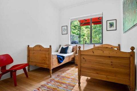 Massive Mitford Large Luxurious 1st Class 4 Bdrm - Hotels Melbourne 1